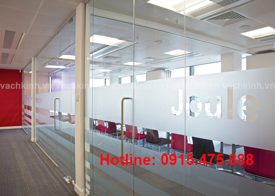 Vách ngăn kính tại Viên Sơn | vach ngan kinh tai Vien Son